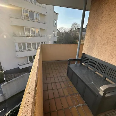 Renovated In The Zooviertel *