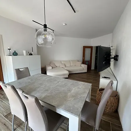 Apartment Renovated In The Zooviertel *