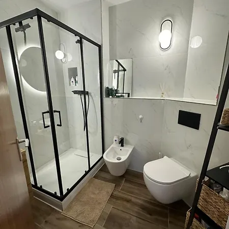 Renovated In The Zooviertel Apartment Dusseldorf
